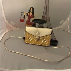 Small gold rhinestone bag with strap